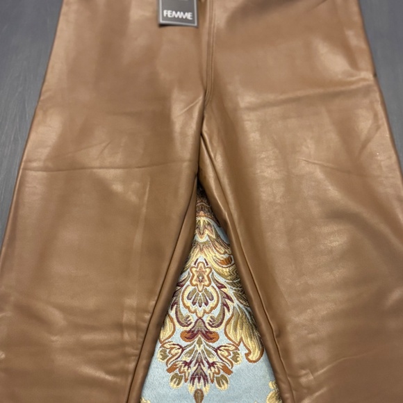 Faux Leather Women’s Leggings XL - Tan - Picture 3 of 7